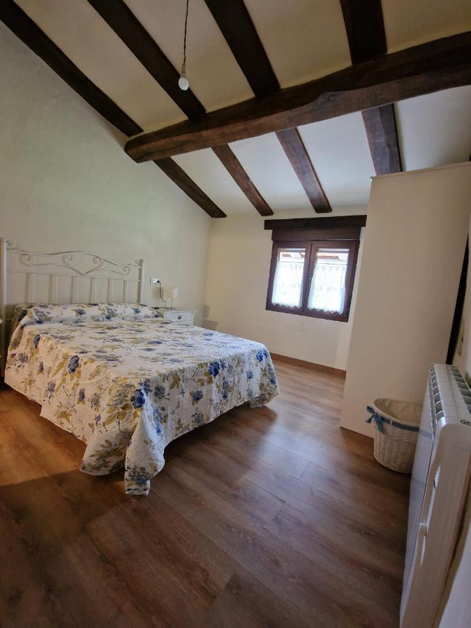 Apartamento Ism.Alb. Infiesto Kültér fotó